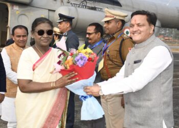 राष्ट्रपति द्रौपदी मुर्मु हल्द्वानी पहुंचीं, राजभवन नैनीताल के 125 वर्ष पूर्ण होने के समारोह में होंगी शामिल