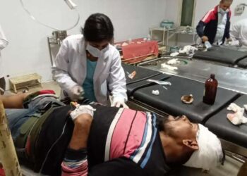 हल्द्वानी में भीषण सड़क हादसा, रोडवेज बस की टक्कर से मैजिक सवार 12 लोग गंभीर घायल