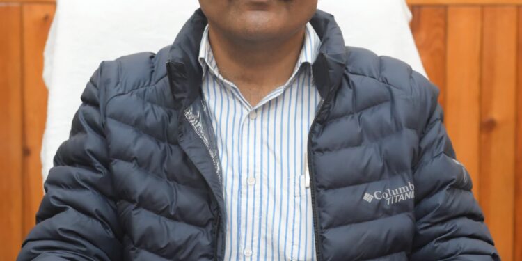 ठंड से बचाव की पुख्ता तैयारी, DM ने दिए सख्त निर्देश, जरूरतमंदों को मुफ्त कंबल और अलाव की व्यवस्था