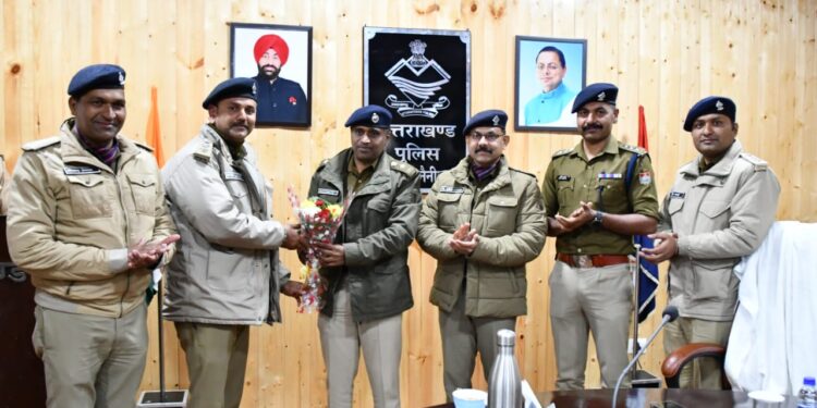 सीओ नितिन लोहनी को नैनीताल पुलिस की भावभीनी विदाई, उत्कृष्ट कार्यकुशलता के बने मिसाल