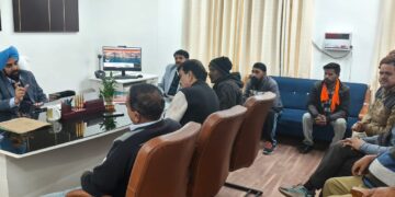 परिवहन विभाग की ऑटो–ई-रिक्शा यूनियनों के साथ बैठक, ओवरलोडिंग–ओवरचार्जिंग पर सख्त निर्देश