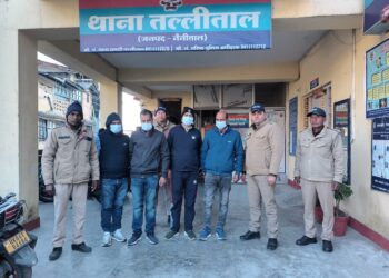 ज्योलिकोट में पुलिस पर हमला, चारों आरोपियों को दबोचा, SSP ने कहा—कानून हाथ में लेने वालों को नहीं मिलेगी राहत