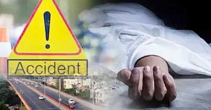 ऋषिकेश-हरिद्वार मार्ग पर भीषण हादसा, खड़े ट्रक से टकराई कार, चार लोगों की मौत