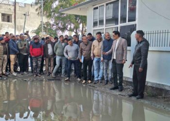 खुदी सड़कों पर आयुक्त दीपक रावत का सख्त रुख, तय समय में काम पूरा नहीं हुआ तो तय होगी जिम्मेदारी