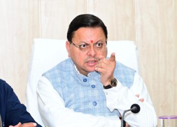 वर्दी घोटाले पर सख्त धामी, दिए DIG के निलंबन के आदेश, होमगार्ड्स विभाग में खरीद घोटाले पर कड़ा प्रहार