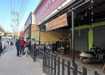 बाइक रेंटल संस्थानों पर परिवहन विभाग का छापा, अनियमितताओं पर मचा हड़कंप