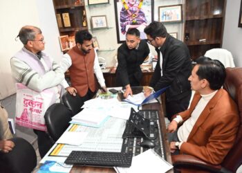 ’25 महीने में पैसा दोगुना’ के झांसे में 39 करोड़ की ठगी! कमिश्नर के छापे में सीईओ हाजिर नहीं कर सका कोई दस्तावेज