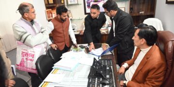 ’25 महीने में पैसा दोगुना’ के झांसे में 39 करोड़ की ठगी! कमिश्नर के छापे में सीईओ हाजिर नहीं कर सका कोई दस्तावेज