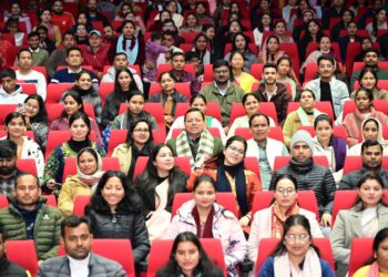 1035 सहायक अध्यापकों को मिले नियुक्ति पत्र, सीएम बोले— अब आपके कंधों पर उत्तराखंड का भविष्य