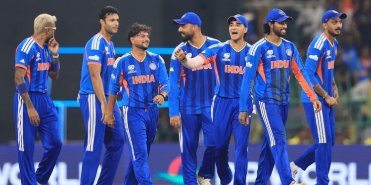 भारत ने पाकिस्तान को 61 रन से रौंदा