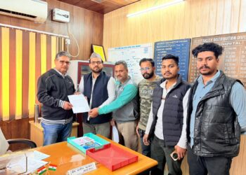 रमज़ान में 24 घंटे बिजली की मांग, बनभूलपुरा संघर्ष समिति ने सौंपा ज्ञापन