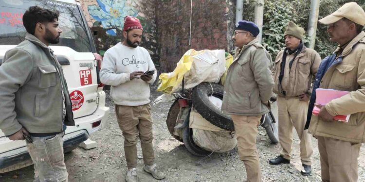 ऑपरेशन क्रैकडाउन: पुलिस की सख्त कार्रवाई, 302 लोगों का सत्यापन, 78 पर पुलिस एक्ट में कार्रवाई