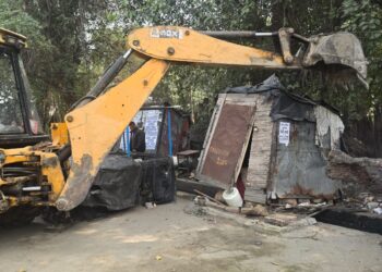 अतिक्रमण पर बड़ा एक्शन: प्रशासन की संयुक्त कार्रवाई, 22 चालान