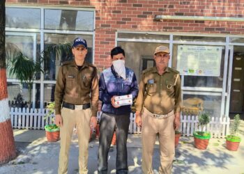 होली से पहले बाजार में नकली नोट खपाने की साजिश नाकाम, पुलिस ने आरोपी दबोचा