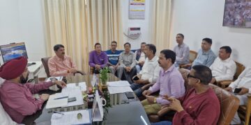 डग्गामार वाहनों पर कार्रवाई की मांग, रोडवेज यूनियनों ने दी आंदोलन की चेतावनी