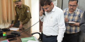 गैस की कालाबाजारी पर प्रशासन की बड़ी कार्रवाई, 17 एजेंसियों व 45 प्रतिष्ठानों पर छापा, 19 सिलेंडर जब्त, दो गिरफ्तार