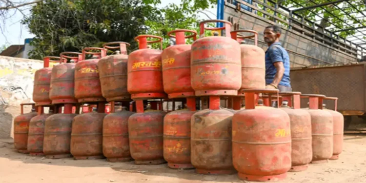 एलपीजी से चलने वाले वाहनों पर रोक, अवैध किट वालों पर सख्त कार्रवाई के निर्देश