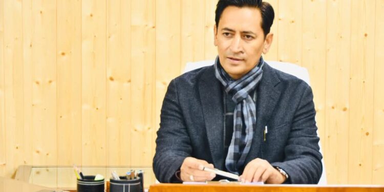 घर-घर पहुंचेगी जनगणना टीम, सहयोग करें: कुमाऊं आयुक्त दीपक रावत की अपील
