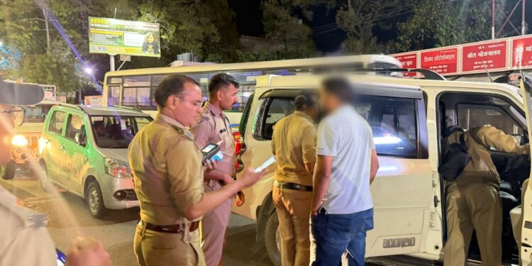 ‘ऑपरेशन प्रहार’: 7 शातिर गिरफ्तार, 31 वाहन सीज