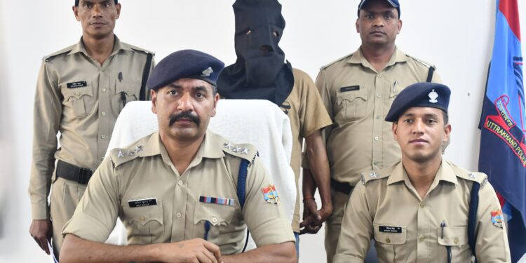 पुलिस का नशे पर बड़ा प्रहार, 16 लाख की स्मैक के साथ तस्कर गिरफ्तार