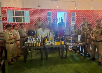 ‘ऑपरेशन प्रहार’ में पुलिस का बड़ा एक्शन, नाइट स्ट्राइक में अवैध गतिविधियों पर शिकंजा, रिसोर्ट संचालक गिरफ्तार