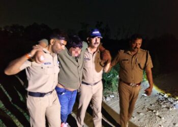 तड़के पुलिस-बदमाश मुठभेड़: राजस्थान के दो शातिर अपराधी दबोचे, एक के पैर में लगी गोली