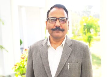 भूमि नियमों के उल्लंघन पर डीएम का बड़ा एक्शन, रिसॉर्ट, दुकान और आवासीय निर्माण वाली कई जमीनें सरकार में निहित