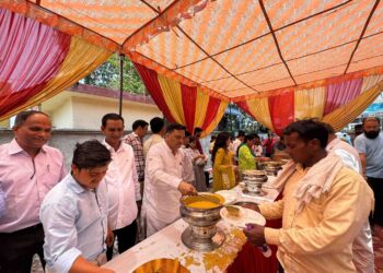 भगत दा के जन्मदिवस पर उमड़ा जनसैलाब, महापौर गजराज बिष्ट ने किया विशाल भंडारे का आयोजन