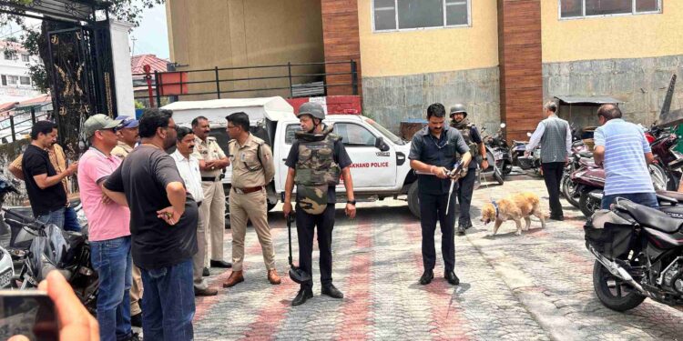 नगर पालिका कार्यालय को बम से उड़ाने की धमकी, ई-मेल मिलने के बाद पुलिस अलर्ट