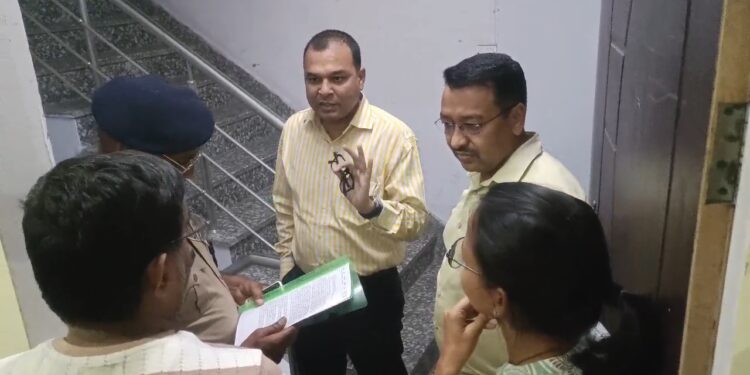 कोचिंग संस्थानों पर प्रशासन का शिकंजा, एनओसी नहीं तो होगी सीलिंग, कई संस्थान बंद