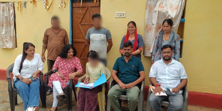 16 वर्षीय नाबालिग की जबरन सगाई का मामला, प्रशासन की कार्रवाई के बाद परिजनों ने दिया बाल विवाह न कराने का लिखित आश्वासन