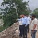 गोला पुल लिंक रोड की अधूरी सुरक्षा दीवार पर बढ़ा लोगों का गुस्सा, नए अधीक्षण अभियंता ने कार्यभार संभालते ही किया निरीक्षण