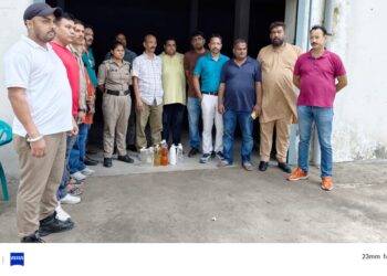 उत्तराखंड में अवैध केमिकल कारोबार पर STF का सबसे बड़ा प्रहार, 15,650 लीटर प्रतिबंधित रसायन बरामद, गोदाम सील