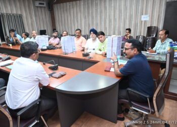 नैनीताल में 6.93 लाख मतदाताओं की प्रारूप मतदाता सूची प्रकाशित, 15 सितंबर को जारी होगी अंतिम सूची