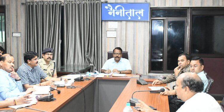 तीनपानी बाईपास पर हादसों पर लगेगी लगाम, डीएम के सख्त निर्देश, रॉन्ग साइड चलाने वालों पर होगी कड़ी कार्रवाई