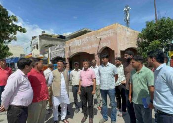 यातायात नगर का महापौर ने किया औचक निरीक्षण, व्यवस्थाएं दुरुस्त करने के दिए सख्त निर्देश