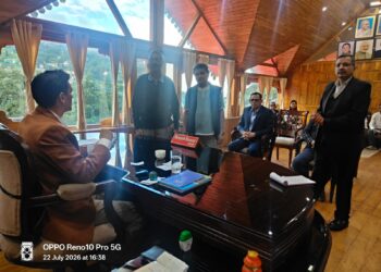 नैनीताल में पत्थरबाजी से दहशत, कुमाऊं आयुक्त ने लिया संज्ञान, CCTV खंगालकर दोषियों पर कार्रवाई के निर्देश