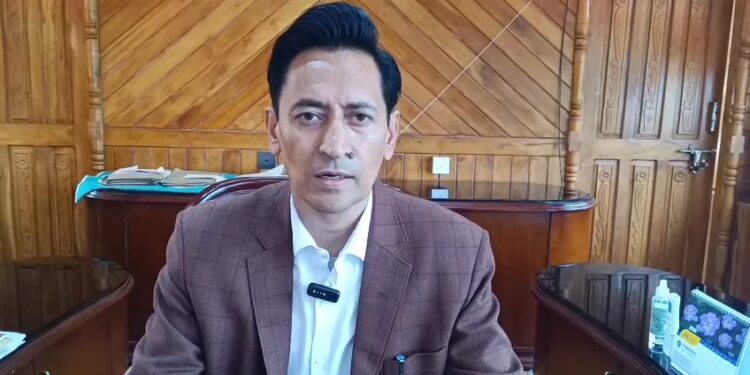 1 अगस्त से नैनीताल माल रोड बनेगी ‘नो हॉर्न ज़ोन’, हॉर्न बजाया तो लगेगा ₹1000 जुर्माना