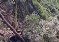 केदारनाथ यात्रा पर फिर संकट: गौरीकुंड के पास भारी भूस्खलन से पैदल मार्ग बंद, यात्रियों की आवाजाही रोकी गई