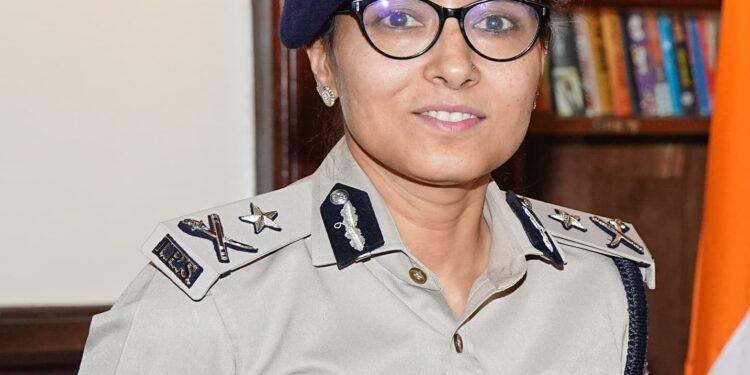 साइबर ठगों पर कसेगा शिकंजा, एक लाख से अधिक की ऑनलाइन ठगी पर एफआईआर होगी अनिवार्य: आईजी निवेदिता कुकरेती