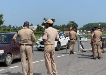 ट्रैफिक नियम तोड़ने वालों पर पुलिस का शिकंजा, 7 दिन में 3,985 चालान, 134 वाहन सीज