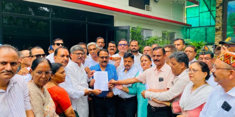 SIR को लेकर कांग्रेस का हमला, मनोज रावत बोले- वोट काटने की साजिश बर्दाश्त नहीं