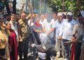 रामलीला मैदान के ‘शुद्धिकरण’ पर कांग्रेस भड़की, भाजपा का पुतला फूंककर जताया विरोध