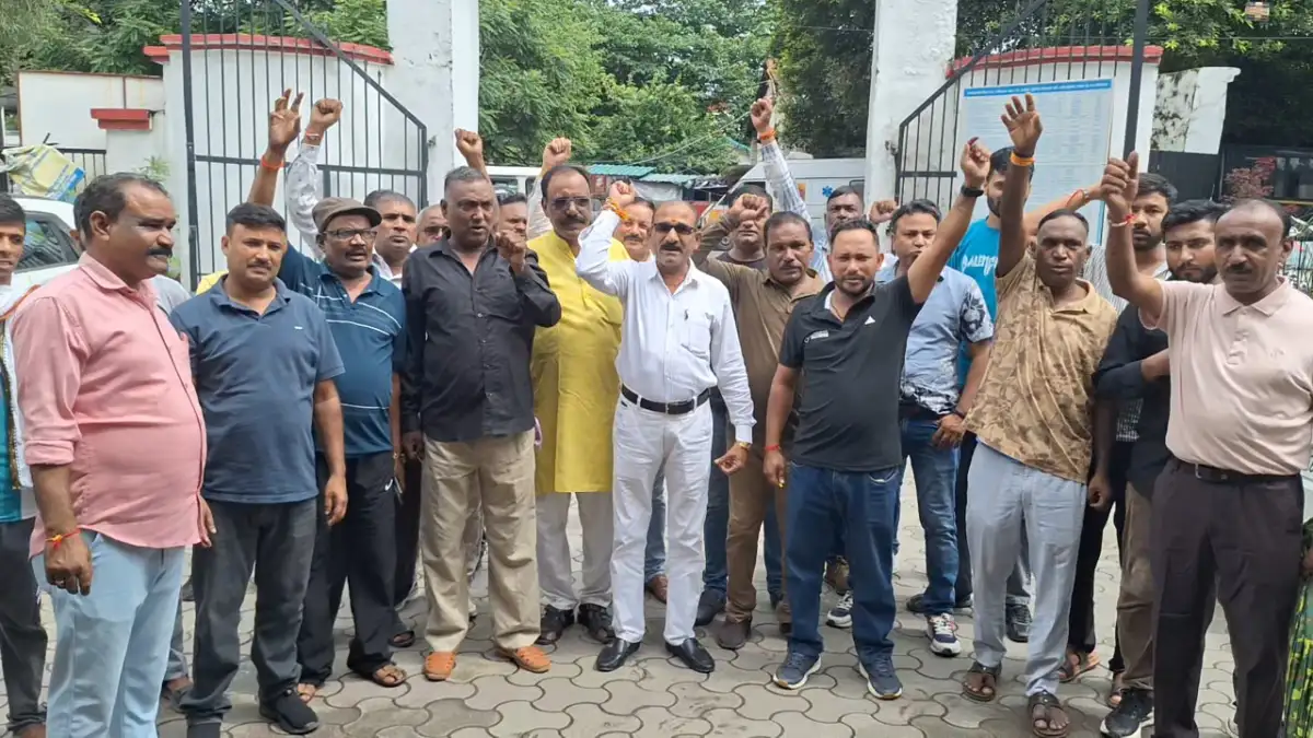 राहुल गांधी के खिलाफ शिकायत पर वाल्मीकि समाज ने जताई आपत्ति, जाति की जांच की मांग