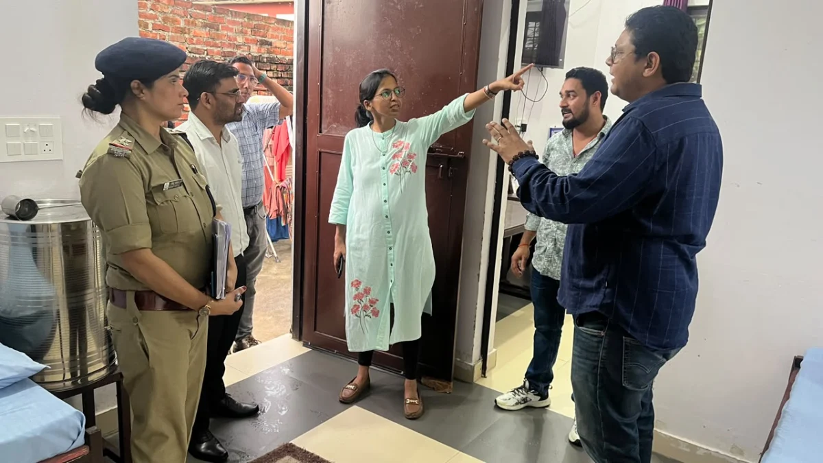 नशा मुक्ति केंद्र में औचक निरीक्षण, दवाइयों के स्टॉक में मिली खामी