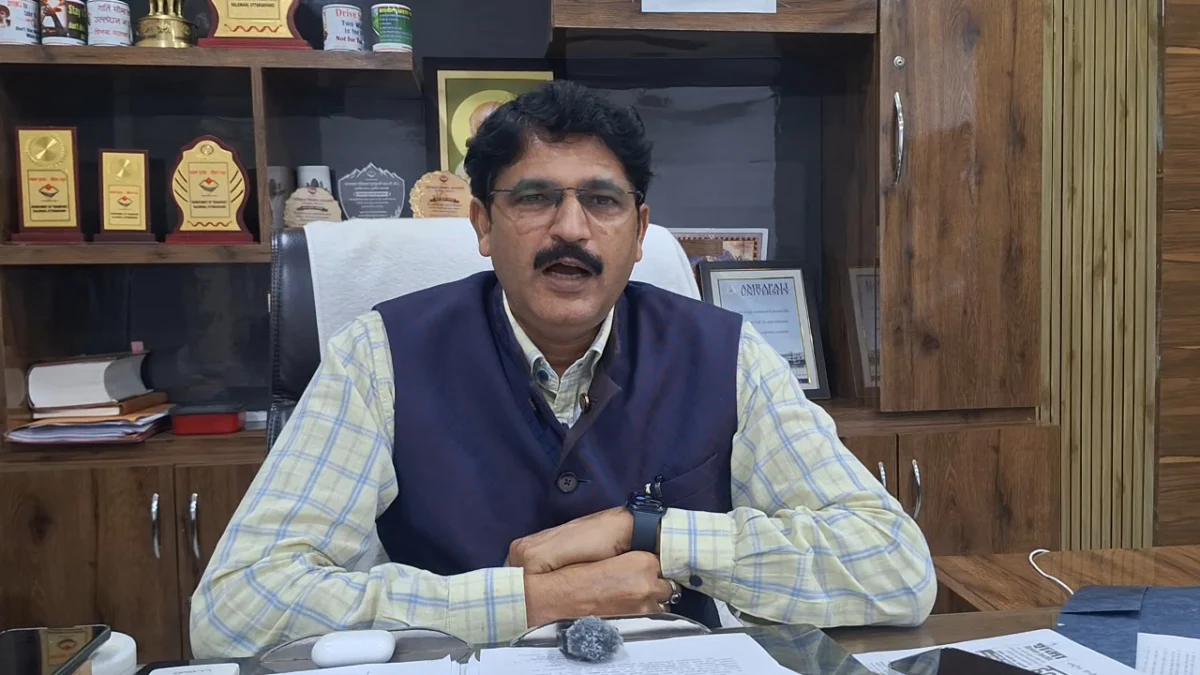 त्योहार और पर्यटन सीजन को लेकर परिवहन विभाग अलर्ट, पर्वतीय मार्गों पर होगी सख्त चेकिंग