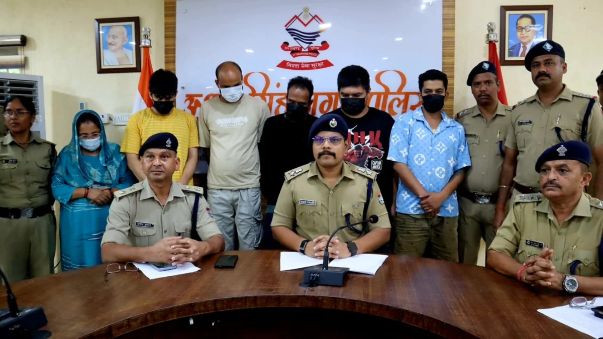 पुलिस का नशा तस्करों पर बड़ा प्रहार, छह गिरफ्तार