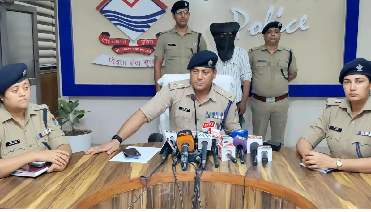 देहरादून में ट्रिपल मर्डर से सनसनी, बुजुर्ग दंपती और नौकरानी की हत्या का आरोपी गिरफ्तार